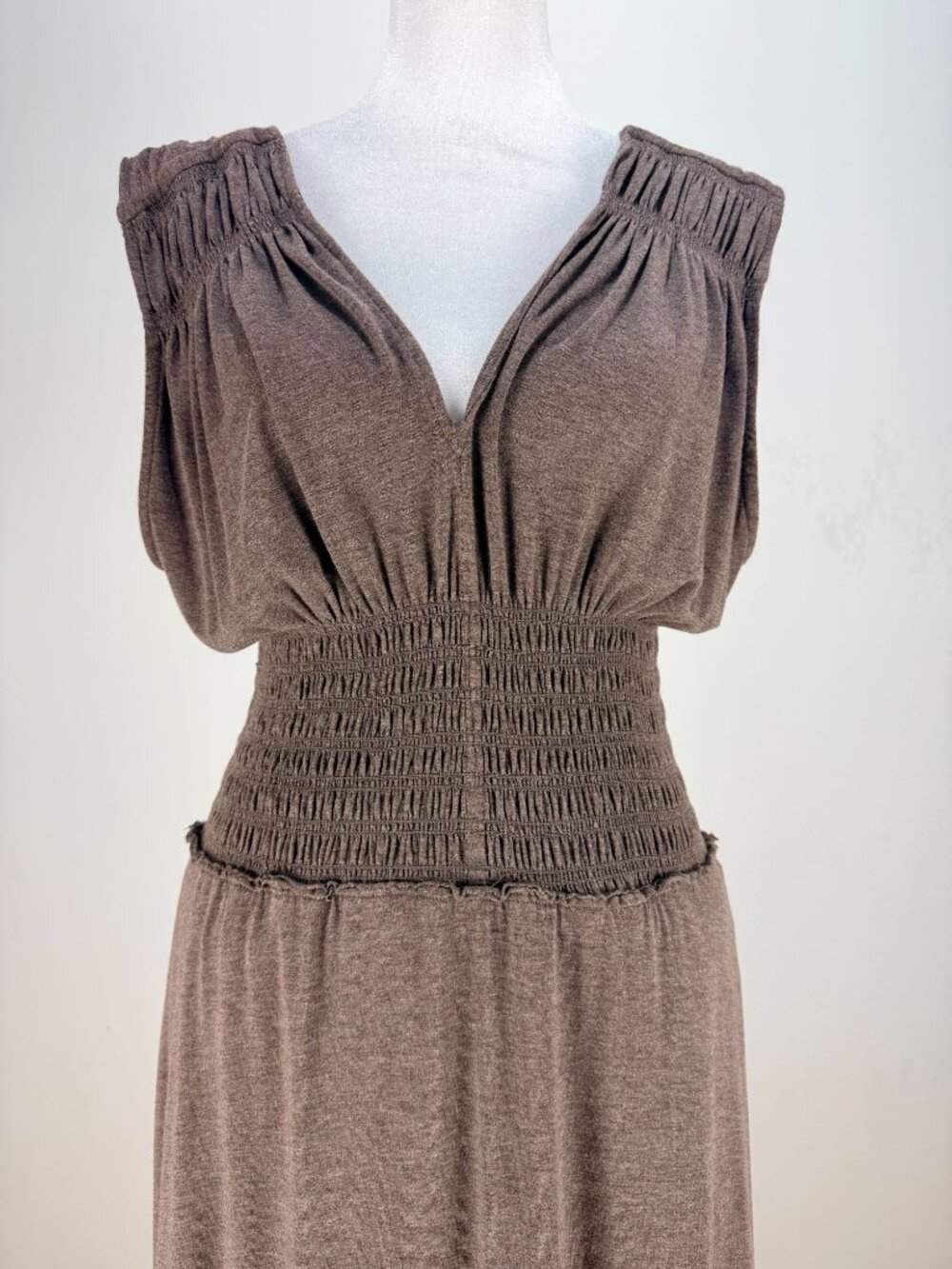 Bordeaux Womens Maxi Dress L Brown Smocked Waist Flowy Stretch Boho Sleeveless - Picture 4 of 14